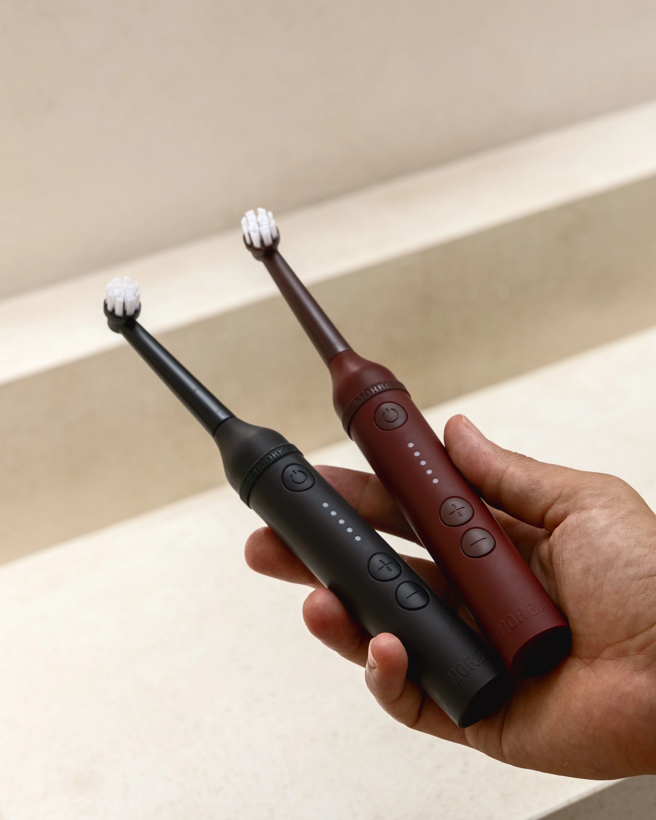 Brush 001 - Amber Red