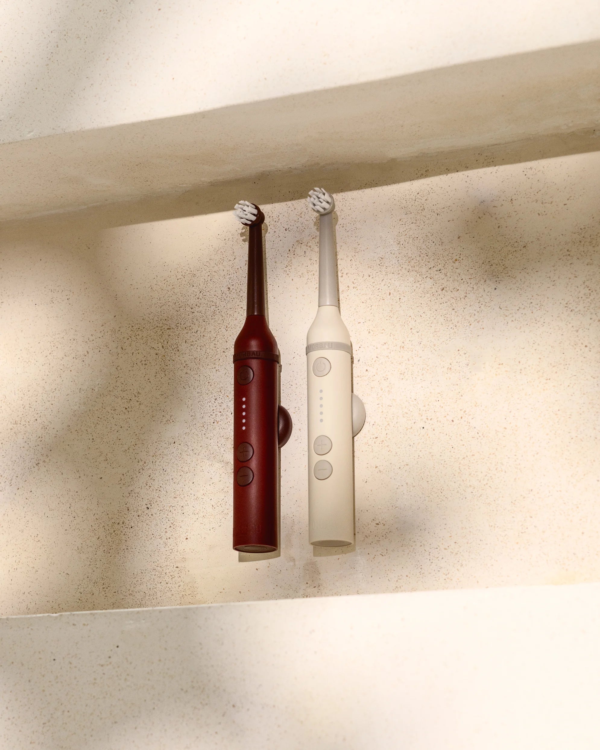 Brush 001 - Amber Red